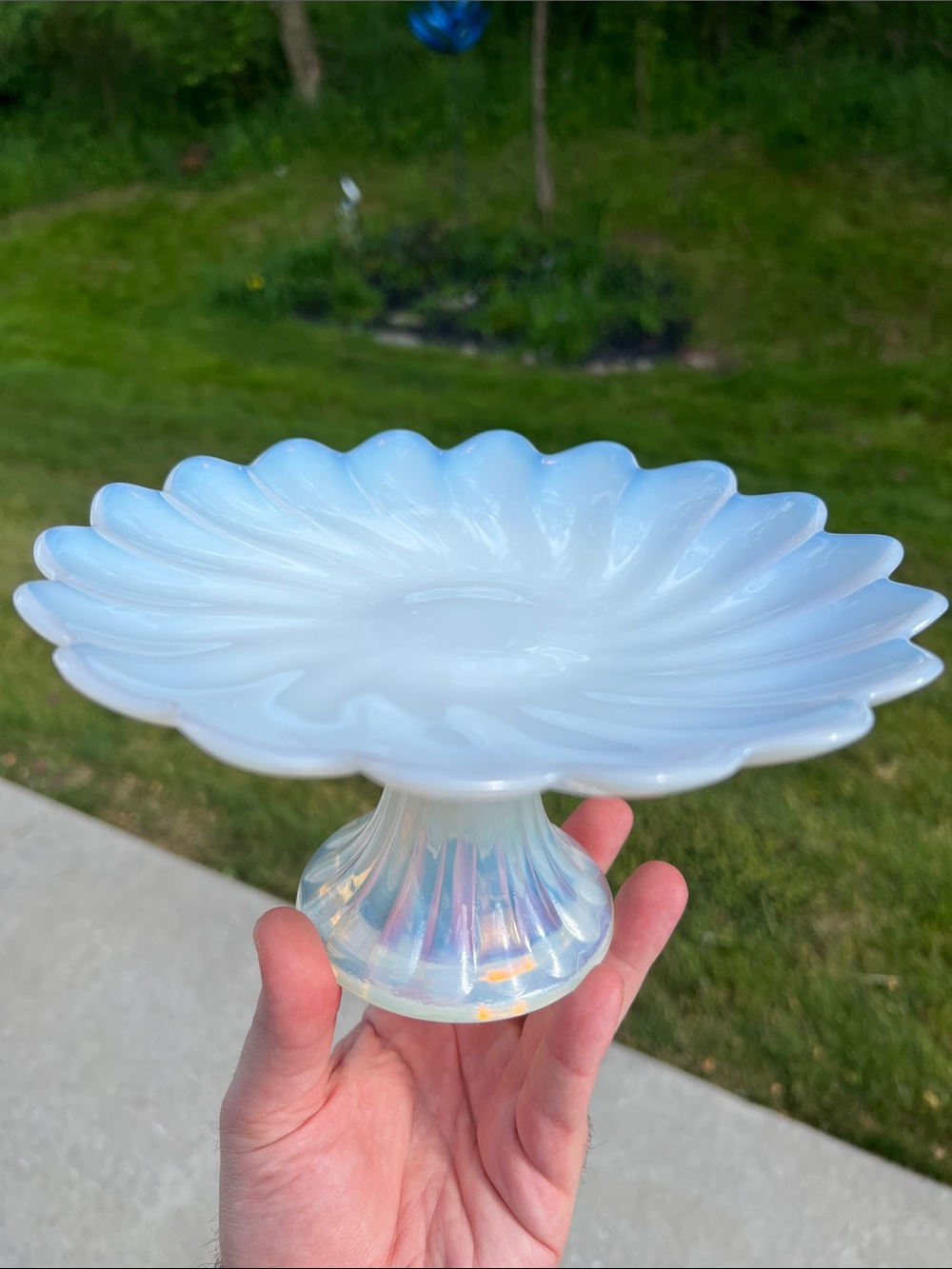 Vintage Sabino French White Opalescent Glass Pedestal Dish Dessert Serving Stand - Picture 6 of 10